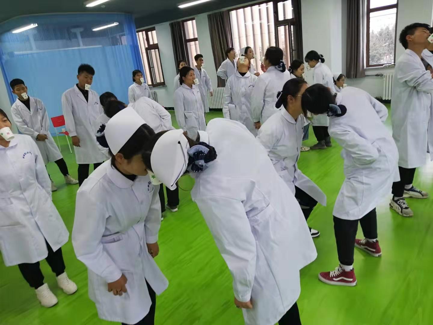 凝心聚力展風采_同心協(xié)力贏未來--醫(yī)學技術學院團建活動 凝心聚力展風采_同心協(xié)力贏未來--醫(yī)學技術學院團建活動