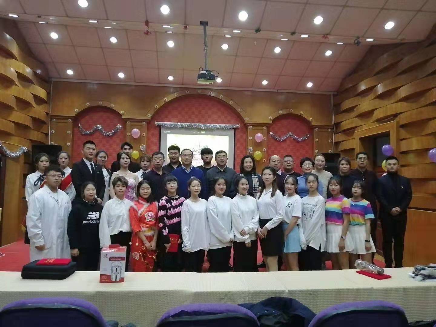第三屆才藝表演和技能展示“_魅力之星”活動(dòng)圓滿(mǎn)結(jié)束