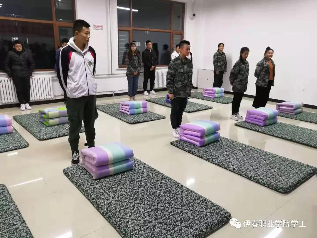 以公寓文化為載體，扎實(shí)推進(jìn)標(biāo)準(zhǔn)化寢室建設(shè)