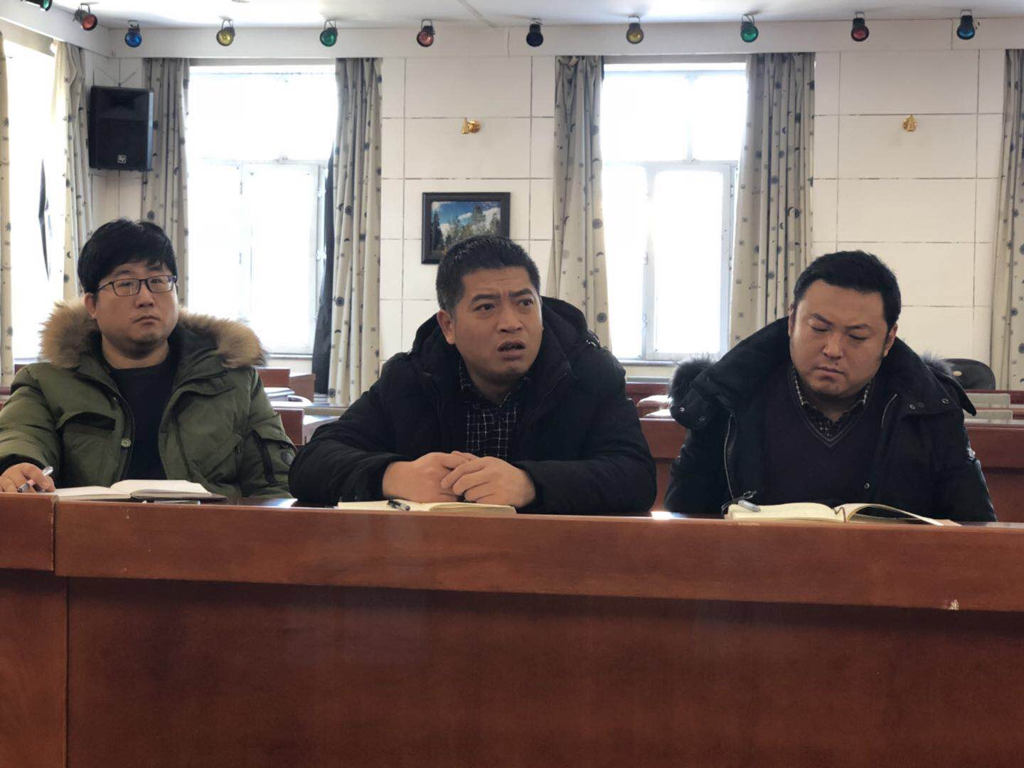 學(xué)生資助管理中心組織召開“進(jìn)一步解放思想、推動(dòng)學(xué)生資助工作高質(zhì)量發(fā)展討論會(huì)”