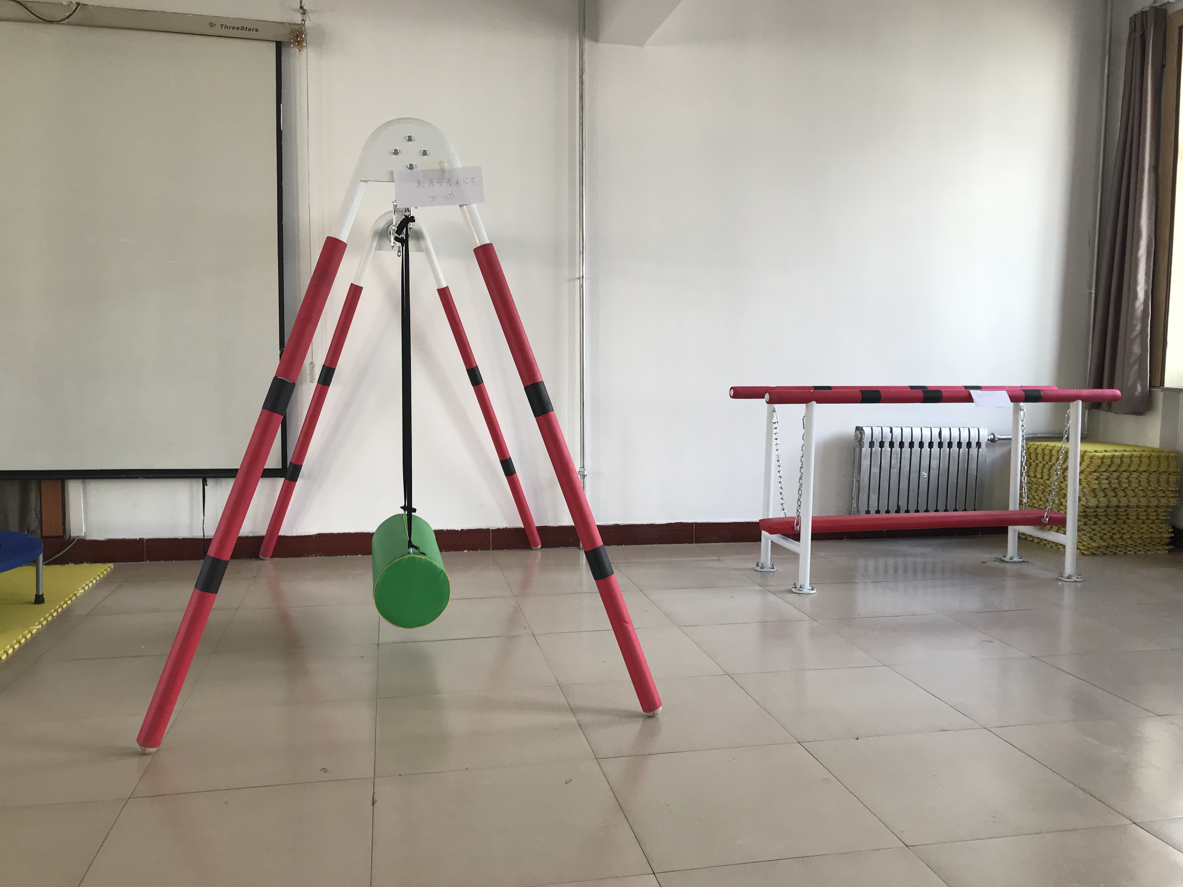 師范學院感覺統(tǒng)合訓練教具投入使用