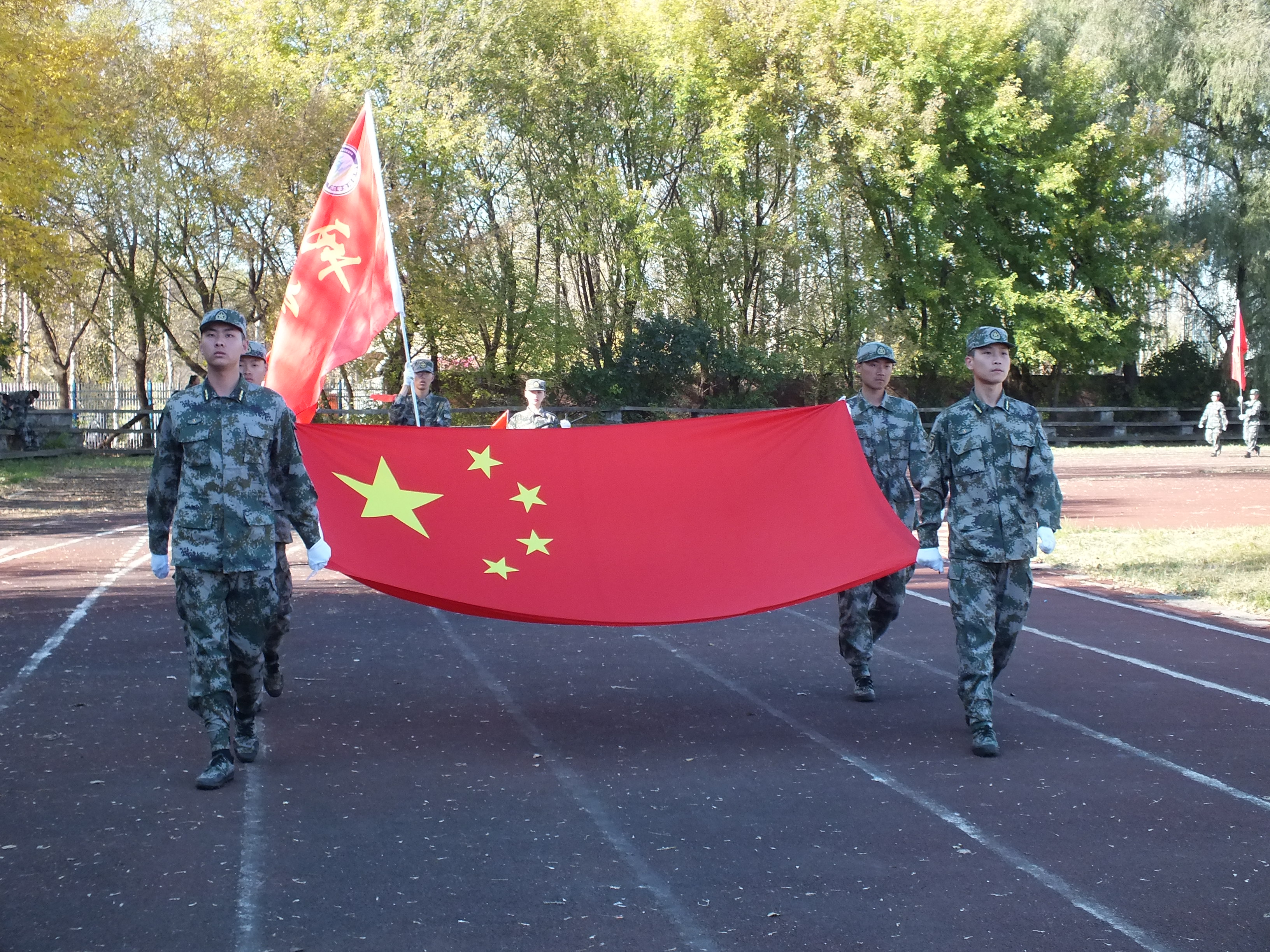 我校舉行2019級新生軍訓總結表彰大會